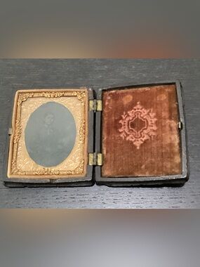 Antique Thermoplastic Case, Union Case Woman in the Photo.  Case deeply